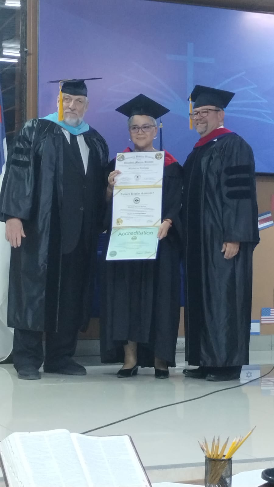 Graduación con acreditación internacional